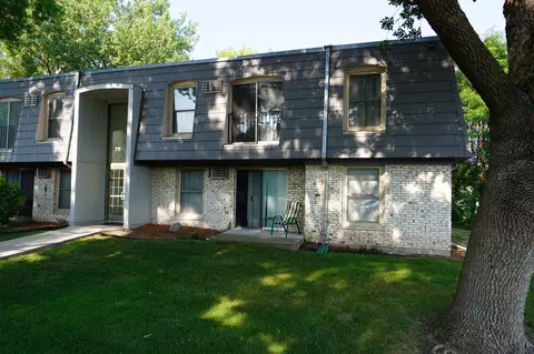 711 11th Ave S #1, Hopkins, MN 55343