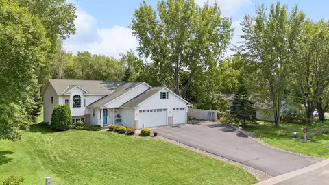 29527 295th Ln, Lindstrom, MN 55045