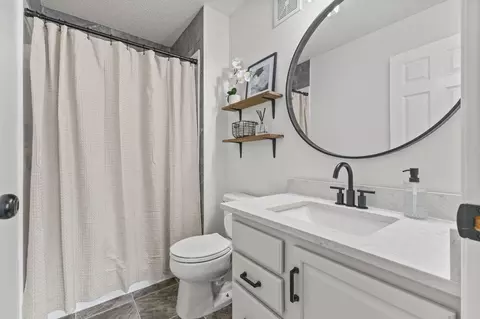 Bath - 15553 Cherry Path, Rosemount, MN 55068 photo 2 of 3