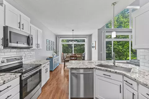 Kitchen - 15553 Cherry Path, Rosemount, MN 55068 photo 3 of 6