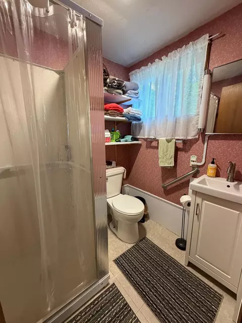 Bath - 6708 Townsite Rd NW, Roosevelt, MN 56673 photo 1 of 1