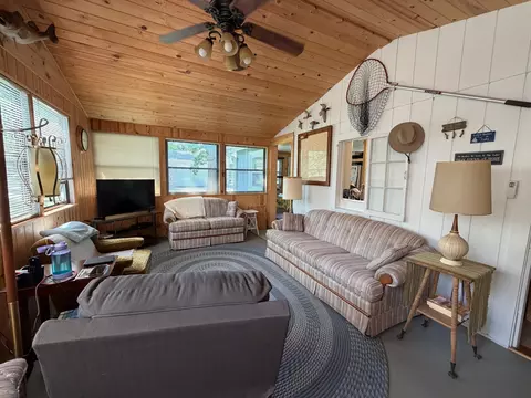 Living - 6708 Townsite Rd NW, Roosevelt, MN 56673 photo 2 of 2