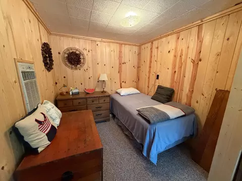 Bedroom - 6708 Townsite Rd NW, Roosevelt, MN 56673 photo 1 of 2