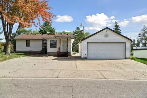 15601 Martin Dr, Burnsville, MN 55306