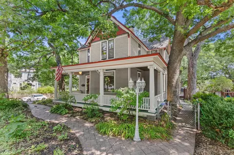 2226 Fremont Ave N, Minneapolis, MN 55411