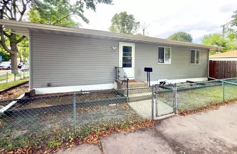 243 Winifred St E, Saint Paul, MN 55107