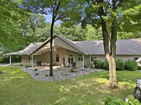 Exterior - 12814 92nd St, Bloomer, WI 54724 photo 6 of 16