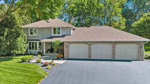 15393 Shadow Creek Rd, Maple Grove, MN 55311