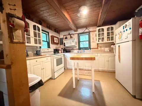 Kitchen - 41622 Turtle Lake View Trl, Bigfork, MN 56628 photo 1 of 3