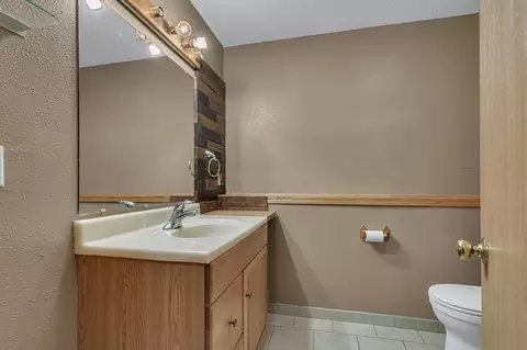 Bath - 1831 Tyler Path, Saint Cloud, MN 56301 photo 2 of 2