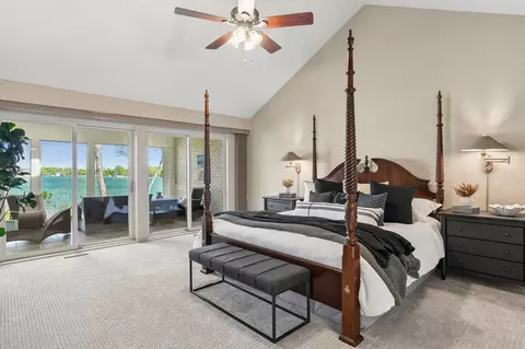 Bedroom - 4770 Manitou Rd, Excelsior, MN 55331 photo 1 of 4