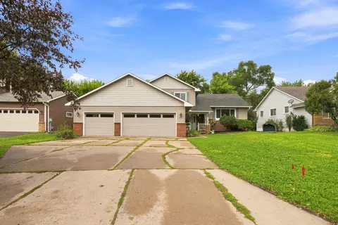 2137 Orchard Ln, White Bear Lake, MN 55110