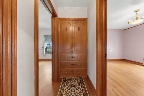 Entry Way - 851 450th St, Kenyon, MN 55946 photo 5 of 5