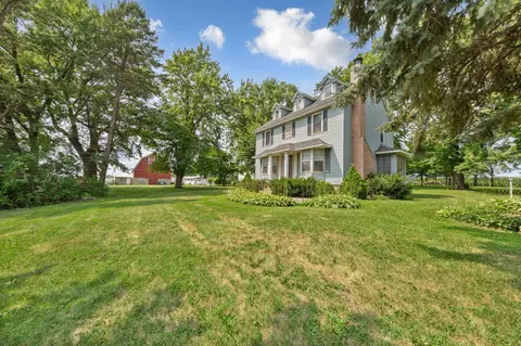 Exterior - 851 450th St, Kenyon, MN 55946 photo 2 of 16