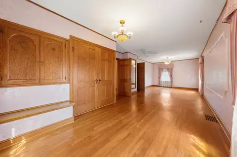 Bedroom - 851 450th St, Kenyon, MN 55946 photo 2 of 5