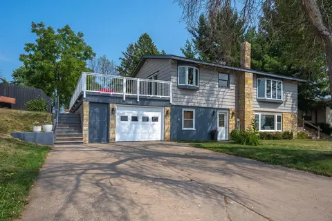 1026 S Starr Ave, New Richmond, WI 54017