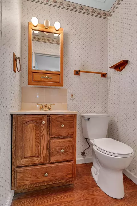 Bath - 1720 Cherry Ln, Saint Cloud, MN 56304 photo 1 of 2