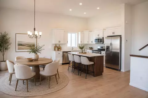 Dining - 6317 83 Ave, Horace, ND 58047 photo 1 of 1