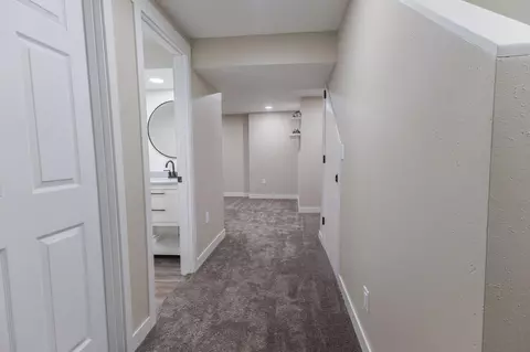 Entry Way - 1017 18th St S, Fargo, ND 58103 photo 2 of 3