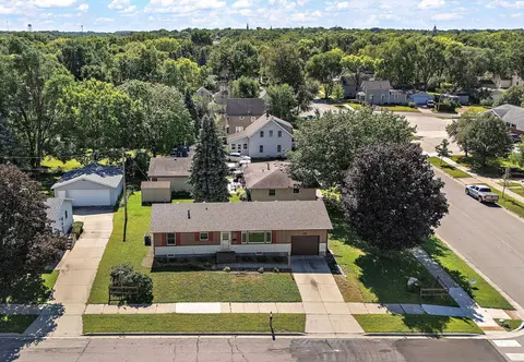 View/Area - 109 12th St NW, Faribault, MN 55021 photo 6 of 8