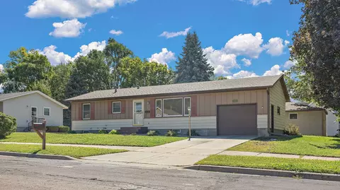 Exterior - 109 12th St NW, Faribault, MN 55021 photo 1 of 9