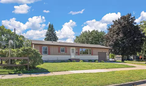 Exterior - 109 12th St NW, Faribault, MN 55021 photo 6 of 9