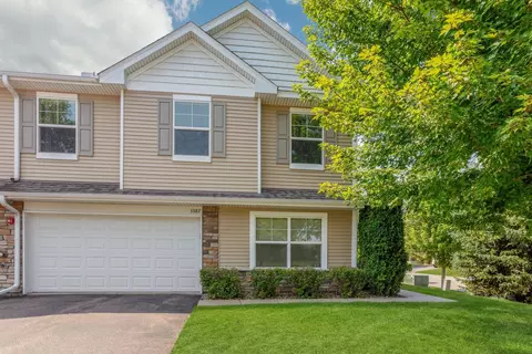 3587 Maureen Ln, Stillwater, MN 55082