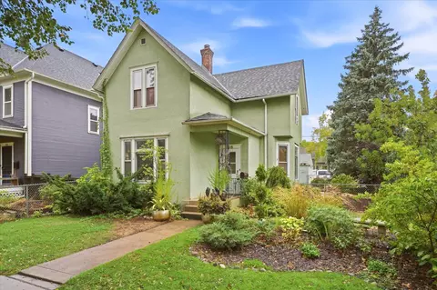 705 Jefferson Ave, Saint Paul, MN 55102
