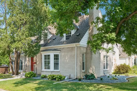 2668 Inglewood Ave S, Saint Louis Park, MN 55416
