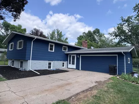 8148 Toledo Ave N, Brooklyn Park, MN 55443
