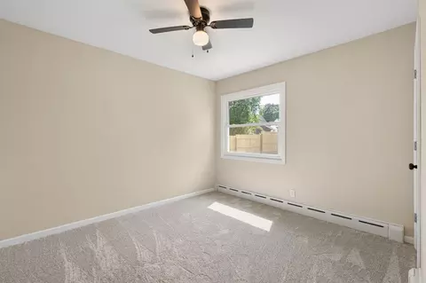 Bedroom - 103 11th Ave SW, Austin, MN 55912 photo 1 of 6