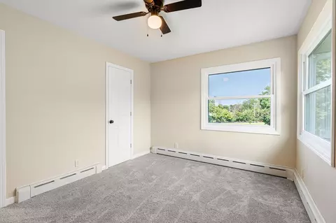 Bedroom - 103 11th Ave SW, Austin, MN 55912 photo 4 of 6