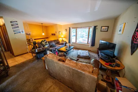 Living - 2253 Patch Cres, Red Wing, MN 55066 photo 2 of 2