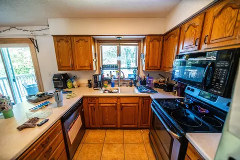 Kitchen - 2253 Patch Cres, Red Wing, MN 55066 photo 2 of 3