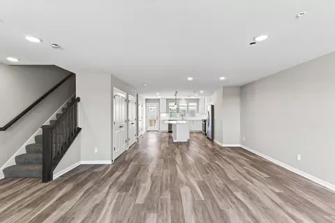 Living - 2531 Paddock Path, Shakopee, MN 55379 photo 3 of 3