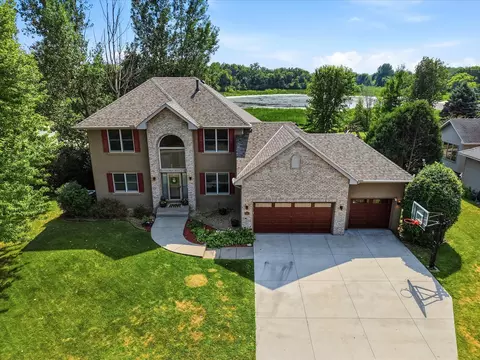 18043 Gladstone Blvd N, Maple Grove, MN 55311