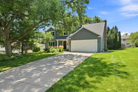 9391 Knighton Rd, Woodbury, MN 55125