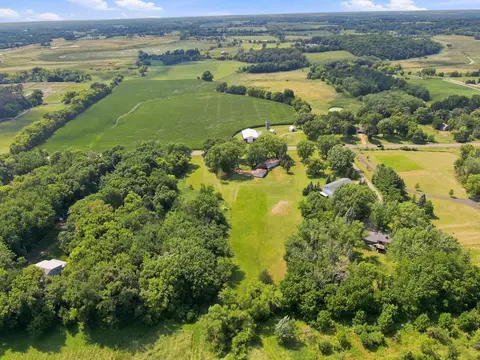 918 County Rd 92 N, Maple Plain, MN 55359 photo 9