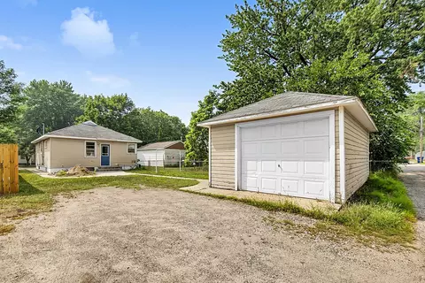 Exterior - 122 30th Ave N, Saint Cloud, MN 56303 photo 3 of 5