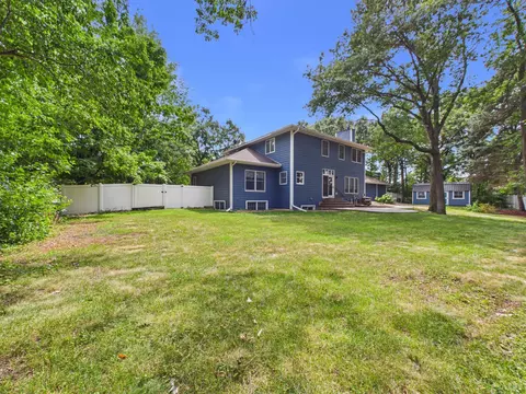 Exterior - 2527 Colony Cir, Saint Cloud, MN 56303 photo 7 of 12