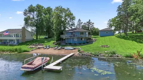 1794 Lawrence Cir NW, Annandale, MN 55302