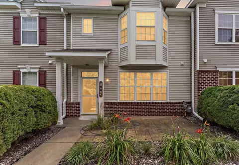 3776 Hazel Trl #C, Woodbury, MN 55129