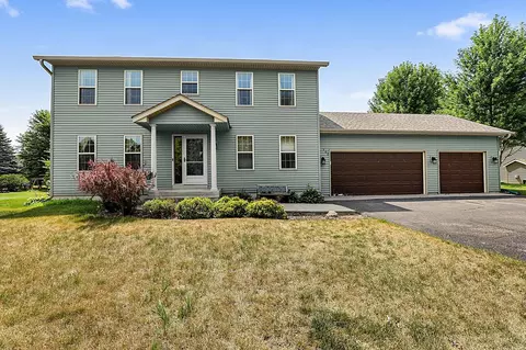 702 Northstar Dr, Sartell, MN 56377