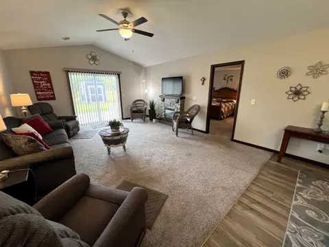Living - 836 Holton Ave, Brainerd, MN 56401 photo 1 of 1
