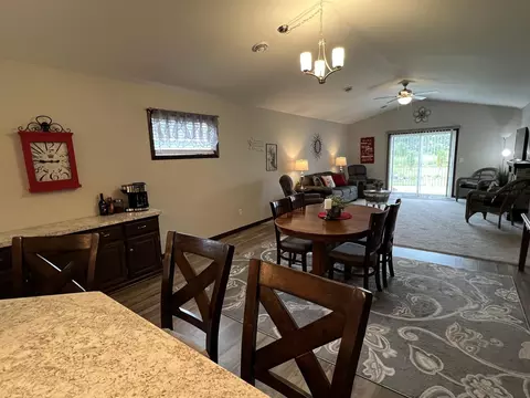 Dining - 836 Holton Ave, Brainerd, MN 56401 photo 2 of 2