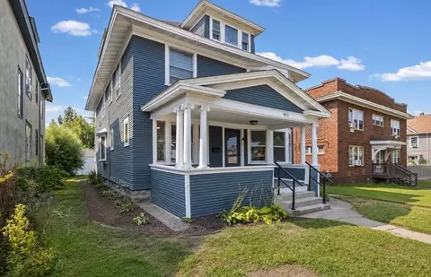 892 Marshall Ave, Saint Paul, MN 55104