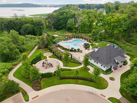 View/Area - 4605 Sunset Ln, Excelsior, MN 55331 photo 1 of 6