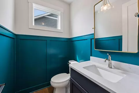 Bath - 4605 Sunset Ln, Excelsior, MN 55331 photo 1 of 7