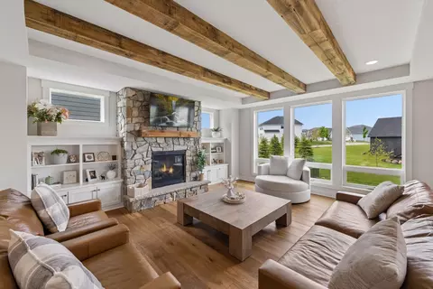 Living - 4605 Sunset Ln, Excelsior, MN 55331 photo 3 of 6