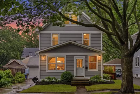 718 Manomin Ave, Saint Paul, MN 55107